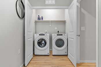 Full-sized washer & dryer